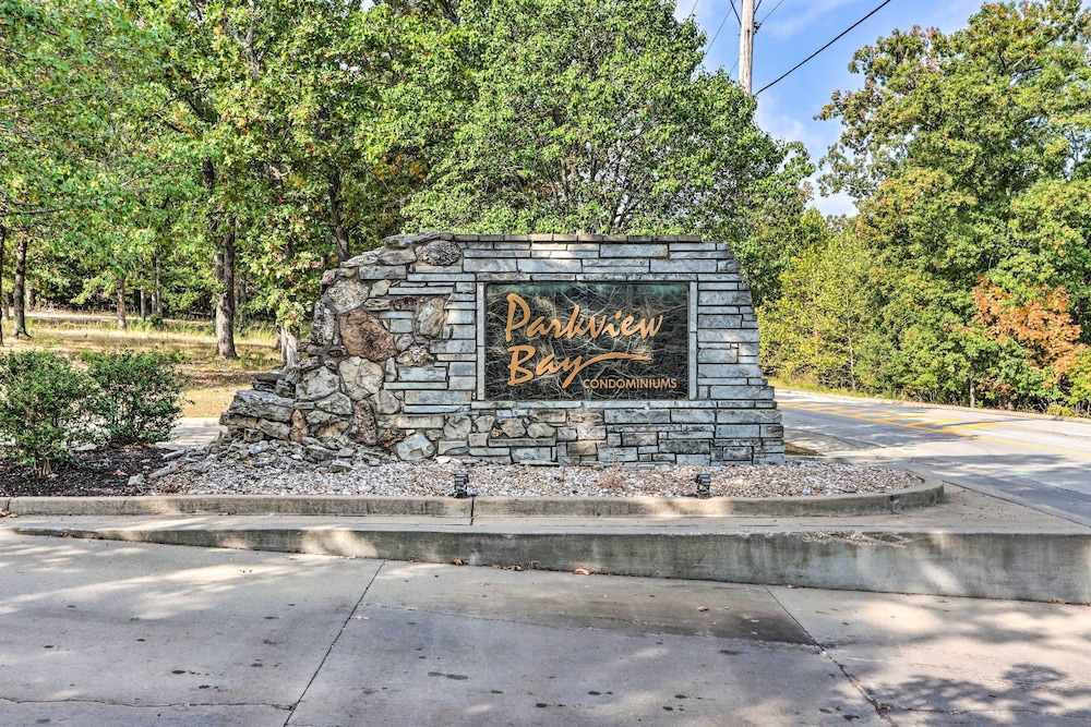 Parkview Bay Condo: Resort Pools & Lake View - photo 30