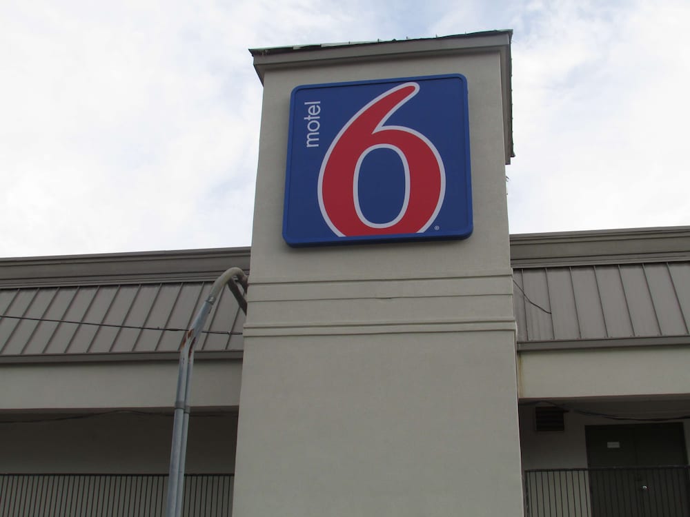 Motel 6 Brookhaven MS - featured photo