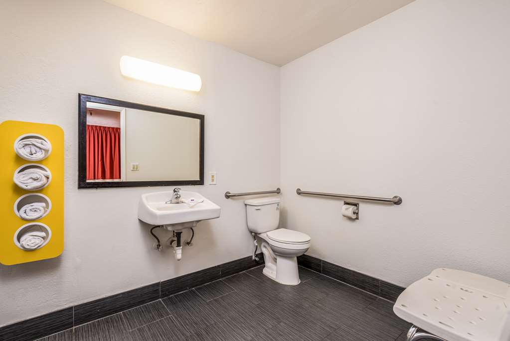 Motel 6 Westley CA - photo 21