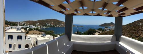 Nice view - carbon neutral hotel in Unknown City