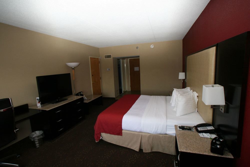 Liyo Inn Clinton - photo 15
