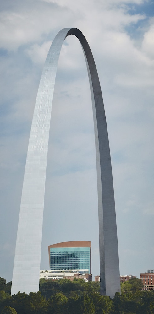 Four Seasons Hotel St Louis - photo 81