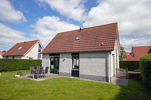 Kustverhuur Park Schoneveld Stern 263 — 4-Star Luxury Hotel in Breskens, Netherlands