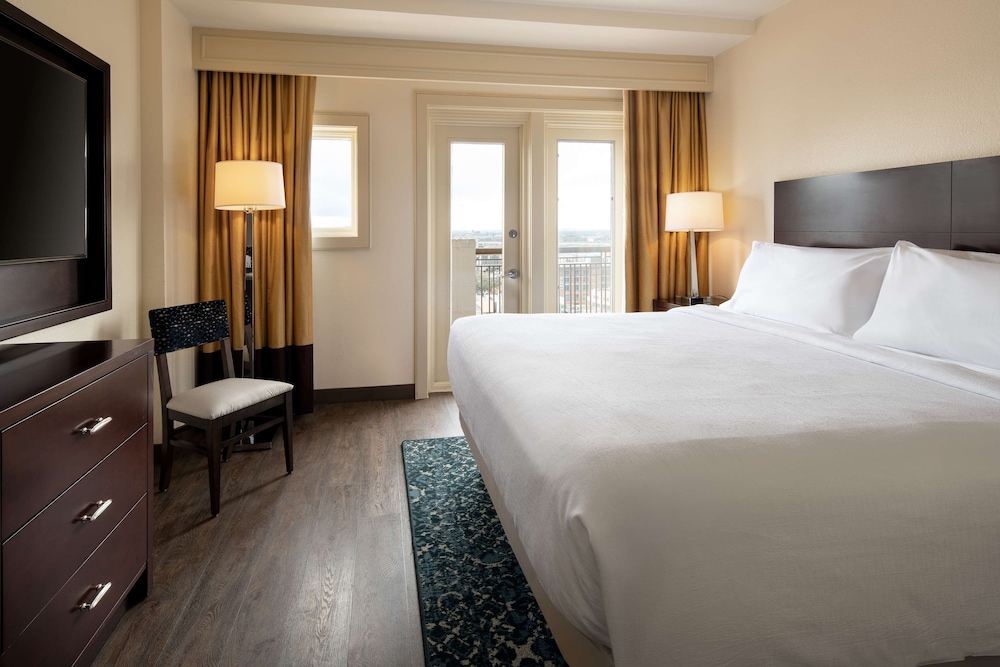 Embassy Suites by Hilton New Orleans - photo 18