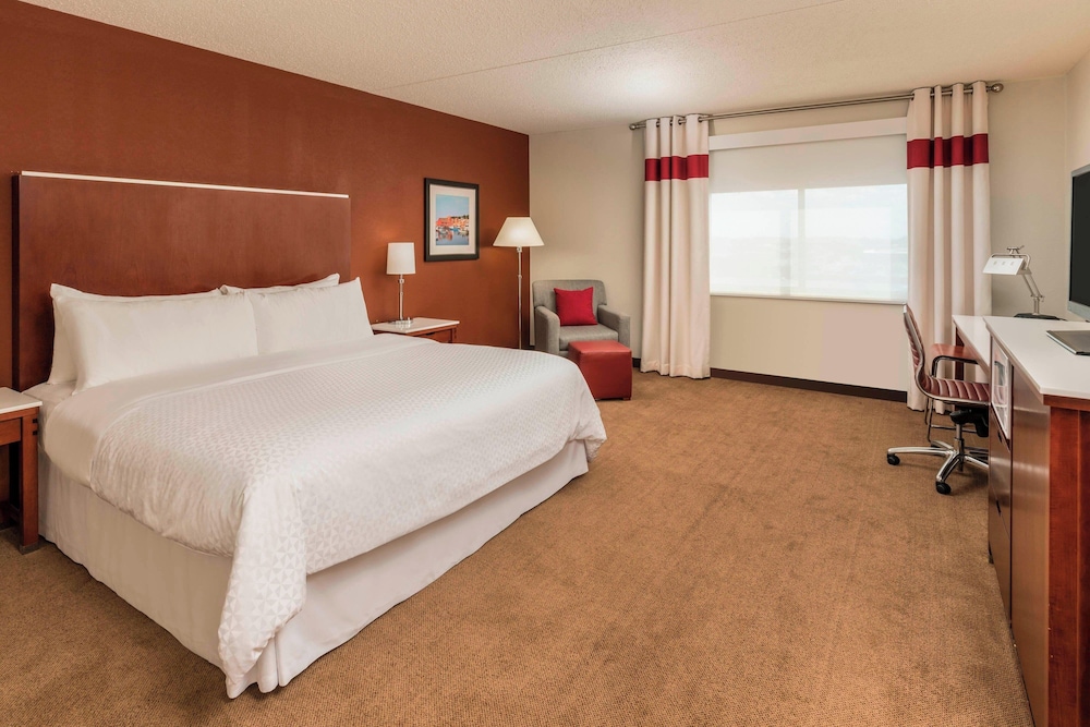 Four Points by Sheraton Boston Logan Airport Revere - photo 15