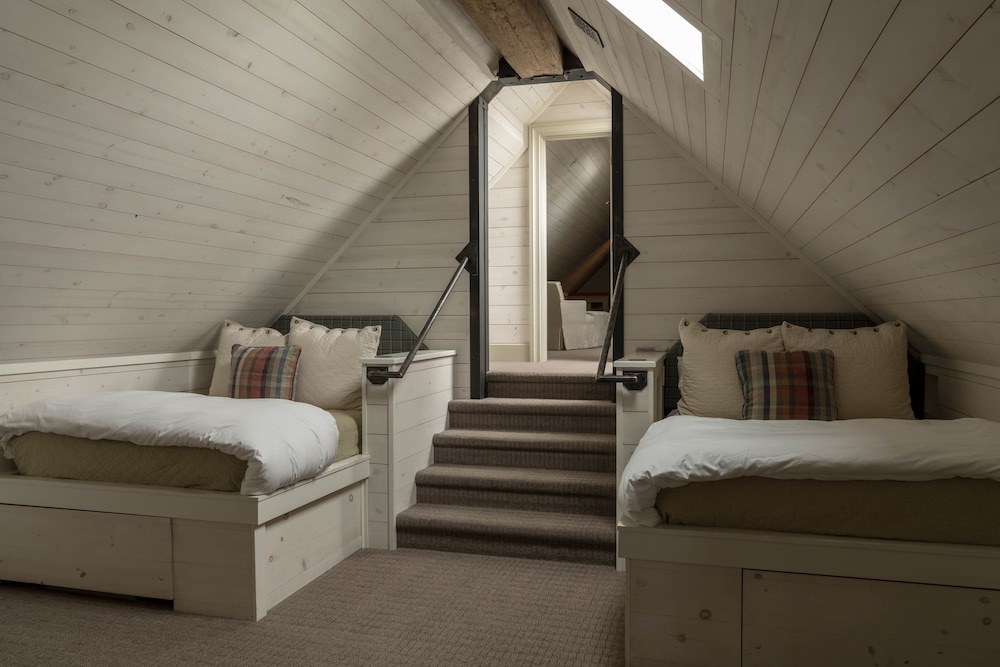 Eleven Scarp Ridge Lodge - photo 35