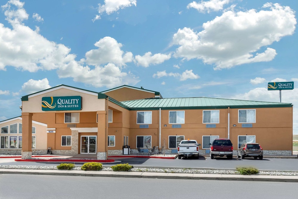 Quality Inn & Suites Limon - carbon neutral hotel in Limon