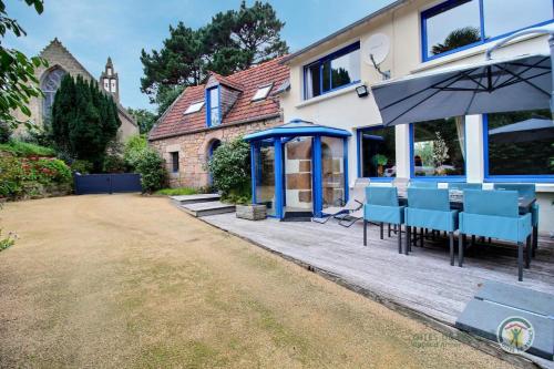 De la chapelle in Pleumeur-Bodou, France