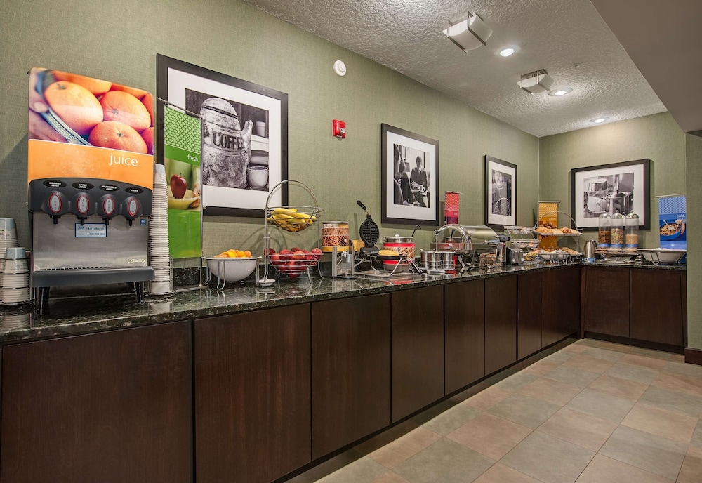 Hampton Inn Niceville Eglin Air Force Base - photo 21