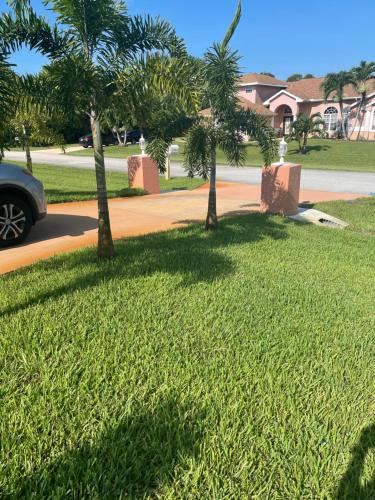 Carols Palm — hotel in Port Saint Lucie