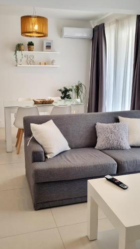 NidoAparte II. Nuevo departamento en Lujan Centro — 4-Star Luxury Hotel in Lujan, Argentina