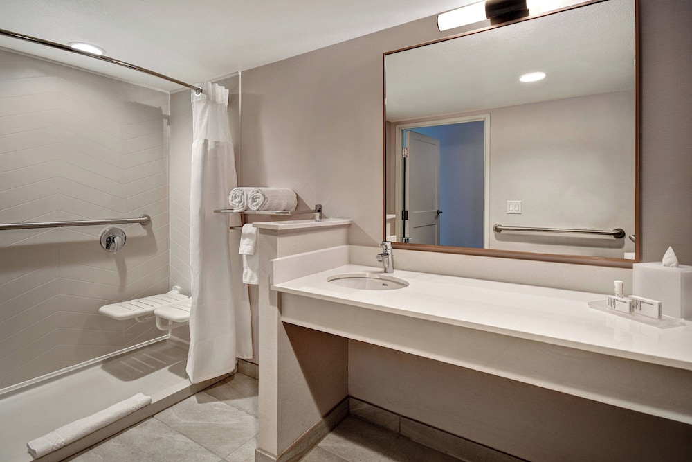 Fairfield Inn & Suites Las Vegas Airport South - photo 19