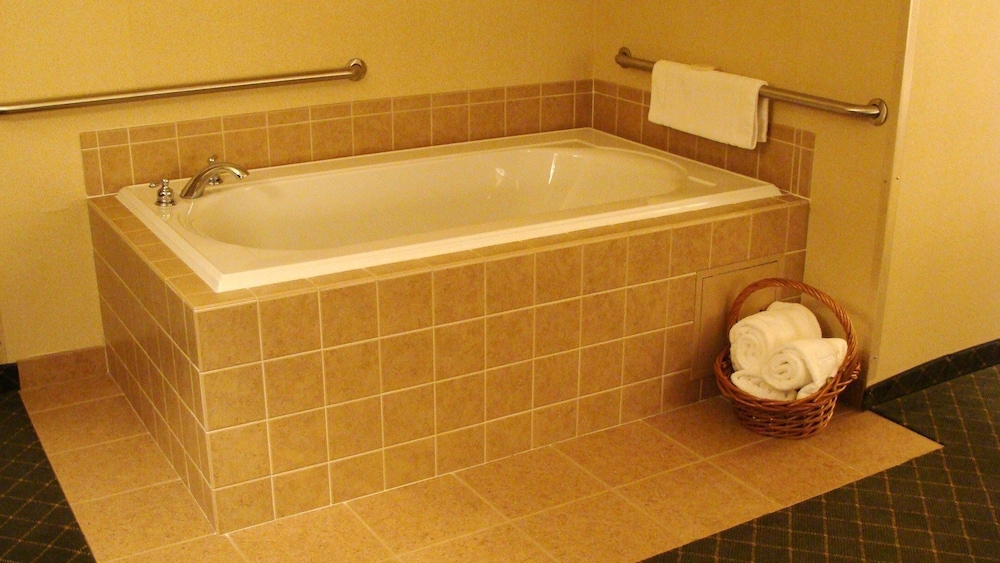 Holiday Inn Express Lebanon an IHG Hotel - photo 4