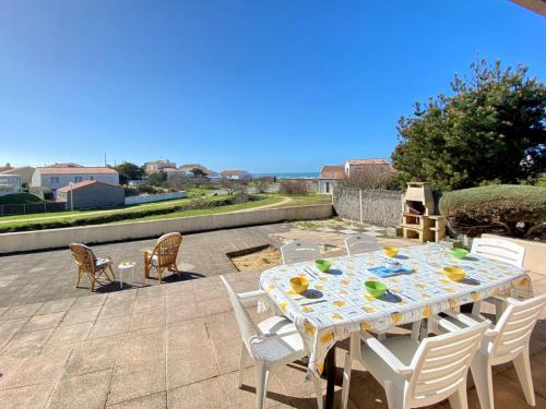 Maison Bretignolles sur Mer 3 pièces 4 personnes FR 1 231 170 — 4-Star Luxury Hotel in Bretignolles-Sur-Mer, France