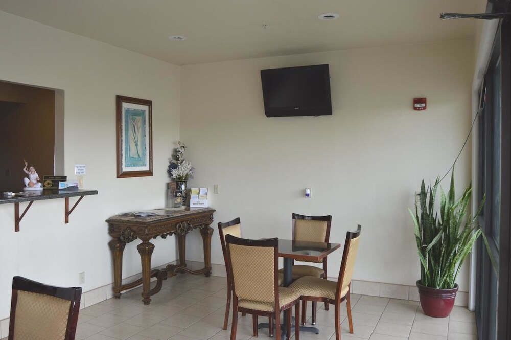 Motel 6 Atoka OK - photo 14