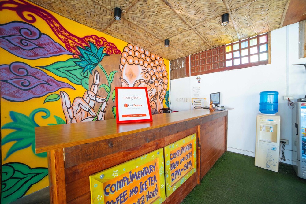 RedDoorz Plus @ Malabanias Angeles City — Angeles City — photo 5