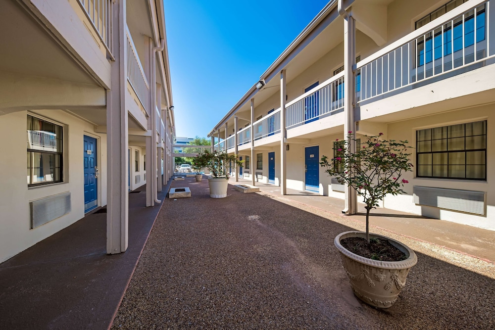 Motel 6 Dallas TX Farmers Branch - photo 31
