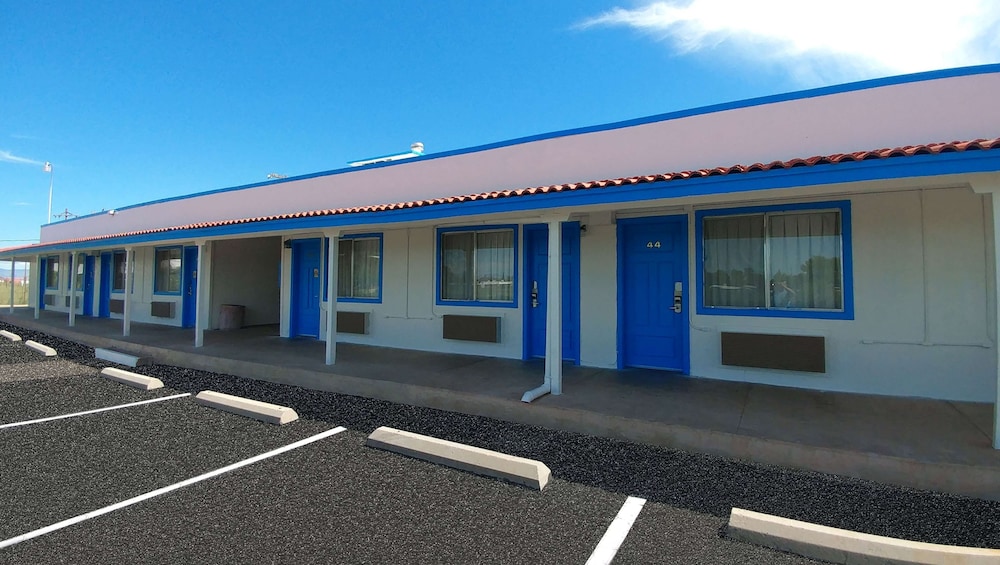 Magnuson Hotel Sierra Vista - photo 43