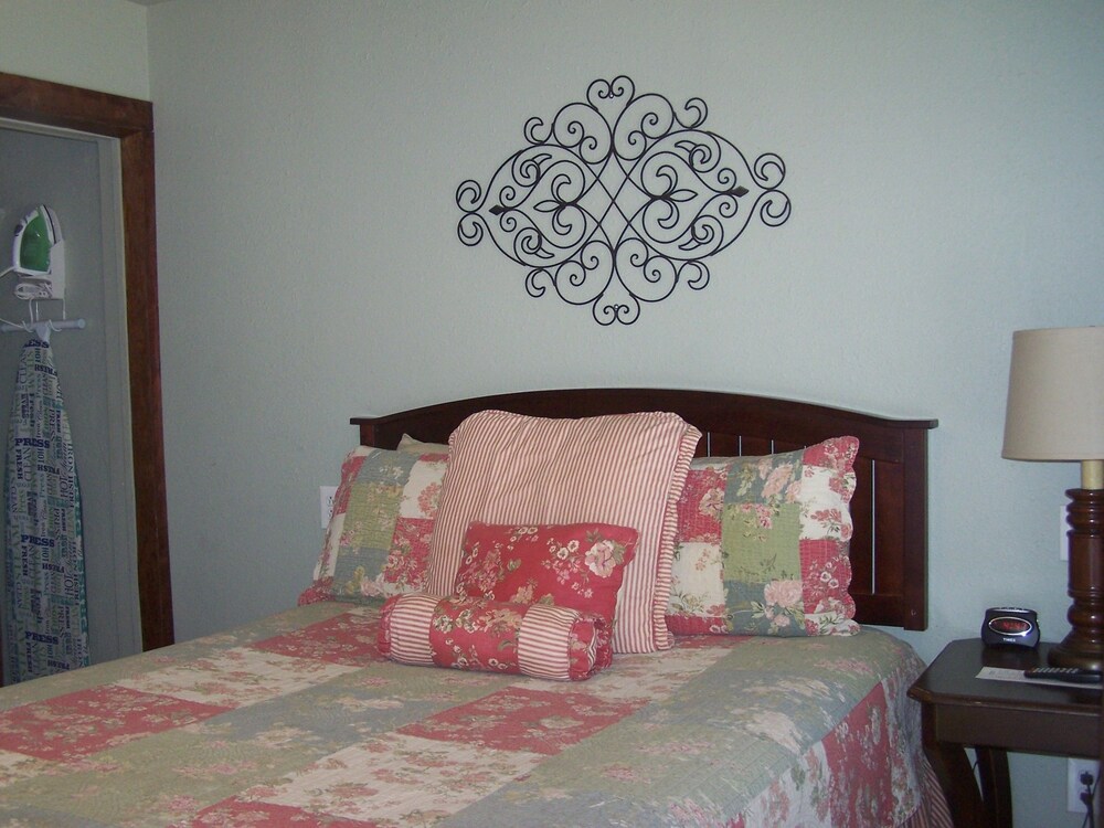 Blanco County Inn - photo 28
