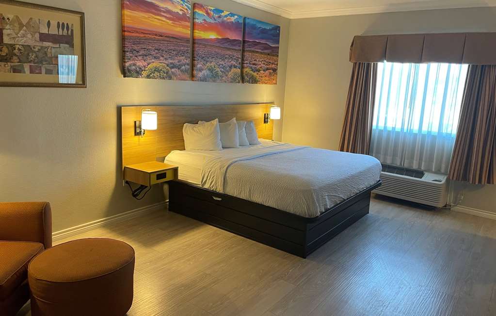 Days Inn by Wyndham Copperas Cove - photo 14