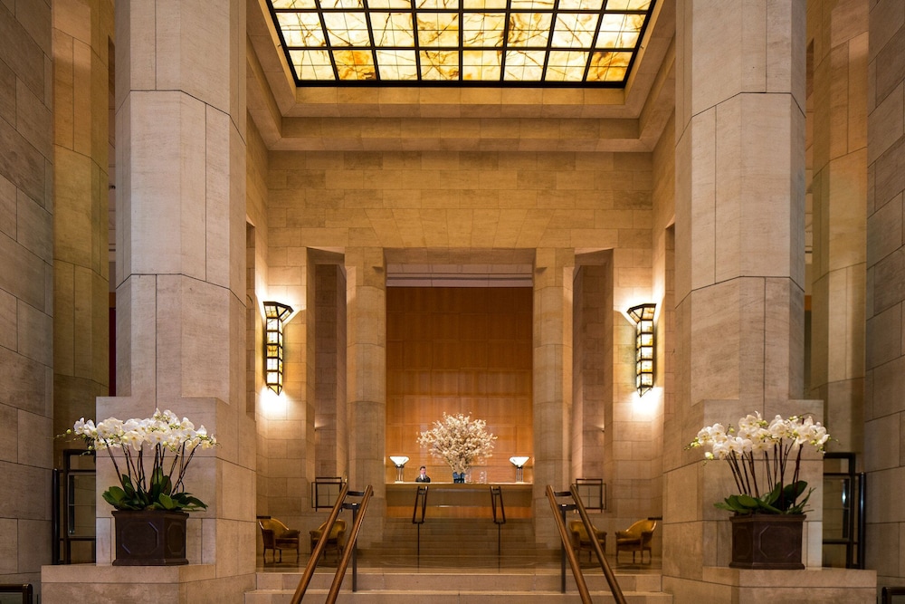 Four Seasons Hotel New York - photo 2