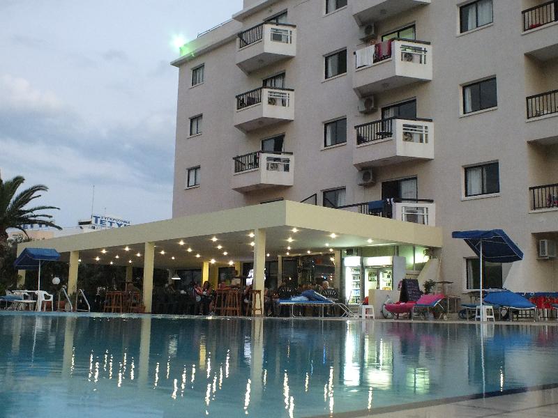 Livas Hotel Apartments — 4-Star Luxury Hotel in Protaras, Cyprus