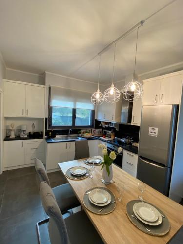 Dimis cozy villa near the sea — 4-Star Luxury Hotel in Litochoro, Greece