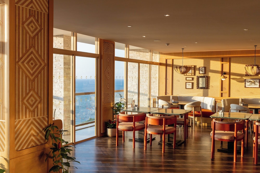 מזון ומשקאות