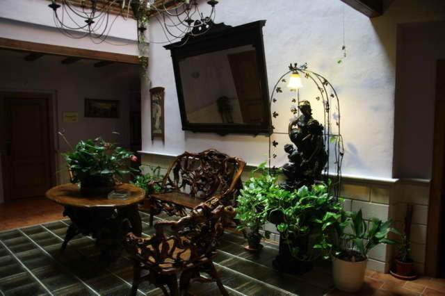 Hotel El Ma o — hotel in Huescar