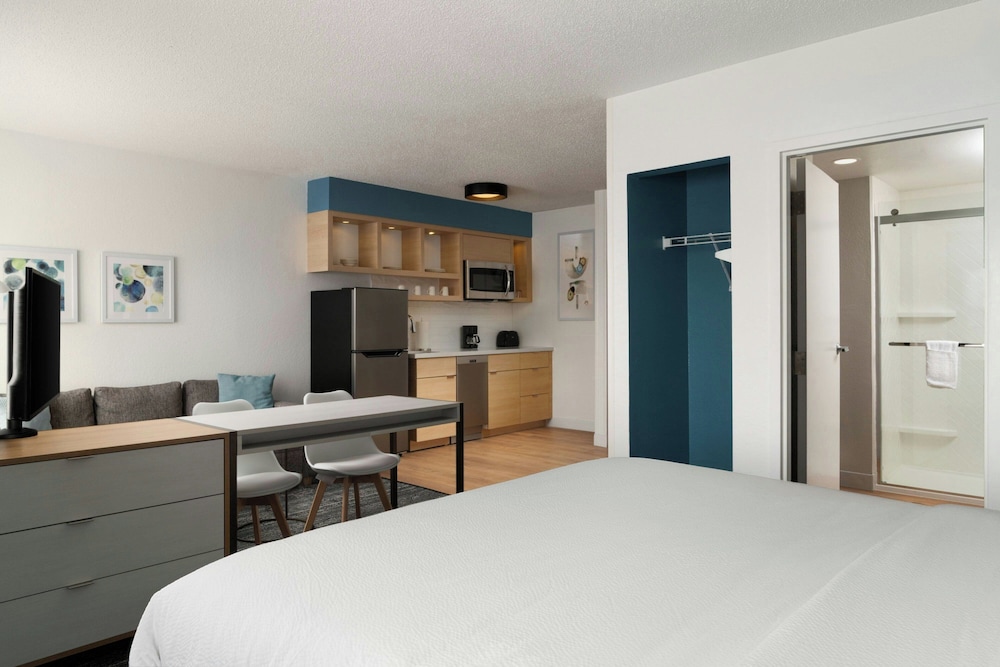 TownePlace Suites by Marriott Lafayette - photo 8