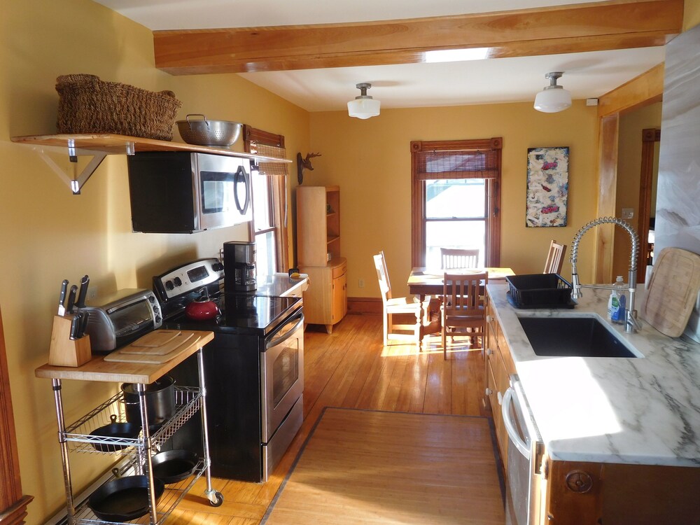 Mt. Philo Inn - photo 51