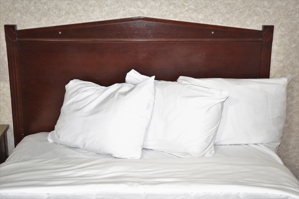 Atlantic Inn & Suites - photo 13