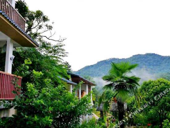 Lihua Wushe Hotel — hotel in Dongyuan