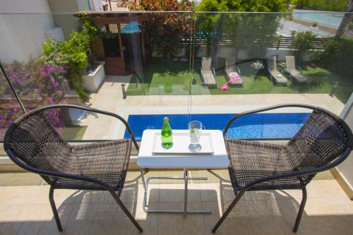 Villa Elias