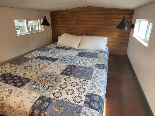 WeeCasa Tiny House Resort - photo 6