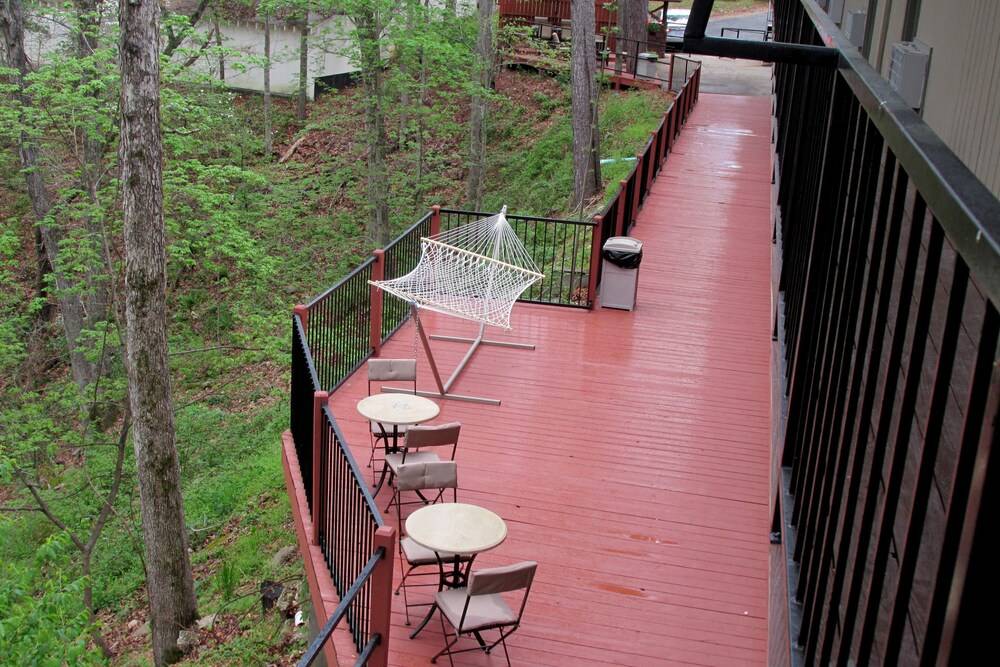 Brydan Suites - photo 160