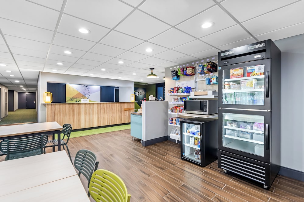 Spark by Hilton Alpharetta Roswell - photo 18