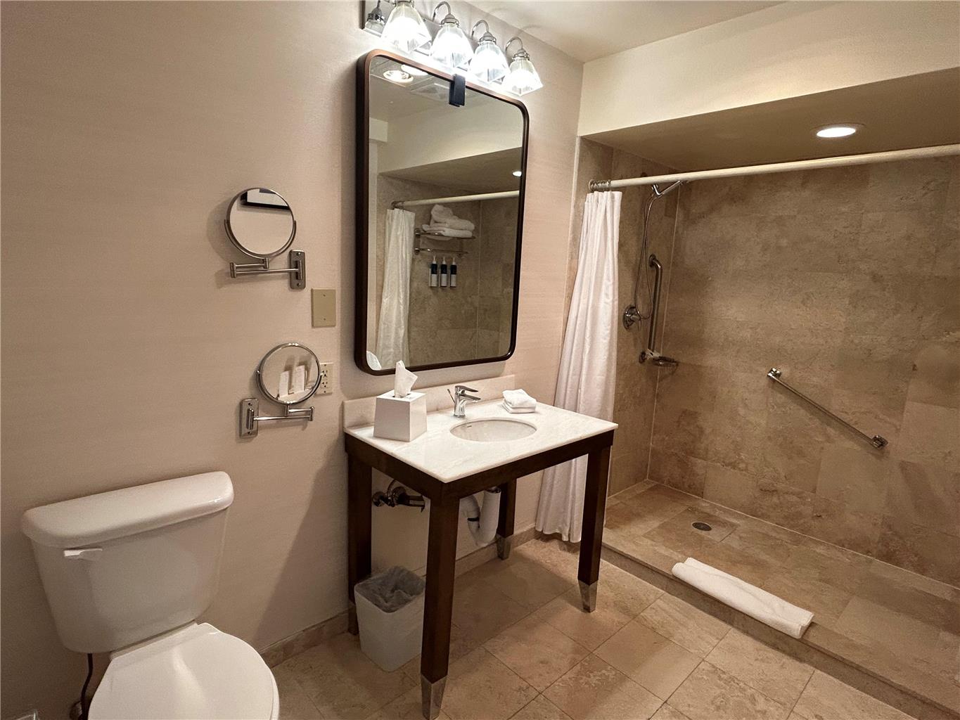Best Western Premier Plainview Long Island Hotel - photo 17