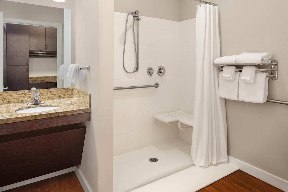TownePlace Suites by Marriott Bangor - photo 25