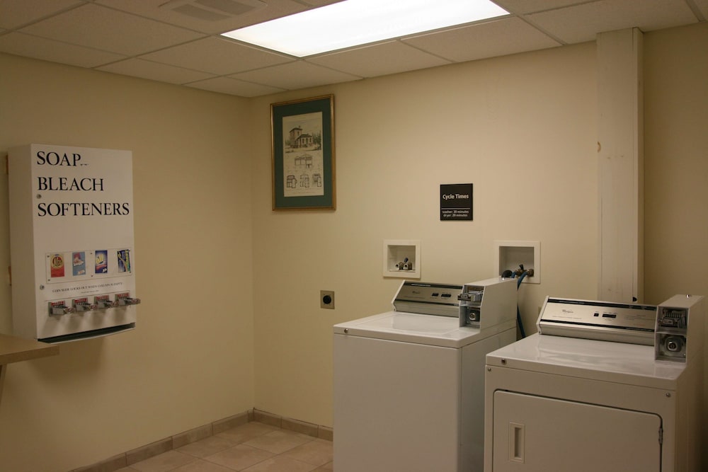 Hampton Inn Brattleboro - photo 16