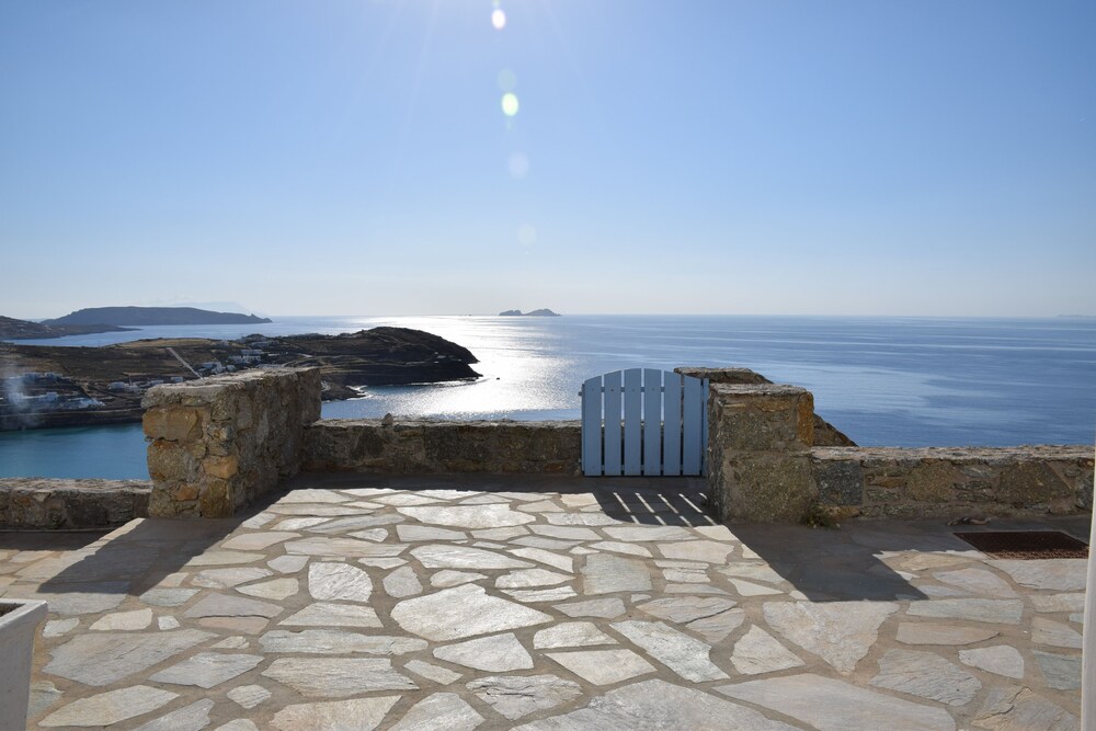 Andromeda Mykonos Villas & Suites — 4-Star Luxury Hotel in Mykonos, Greece