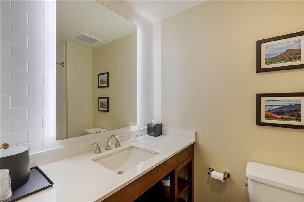 Comfort Suites Loveland - photo 26