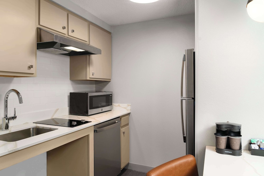 Homewood Suites by Hilton Richmond Chester - photo 16