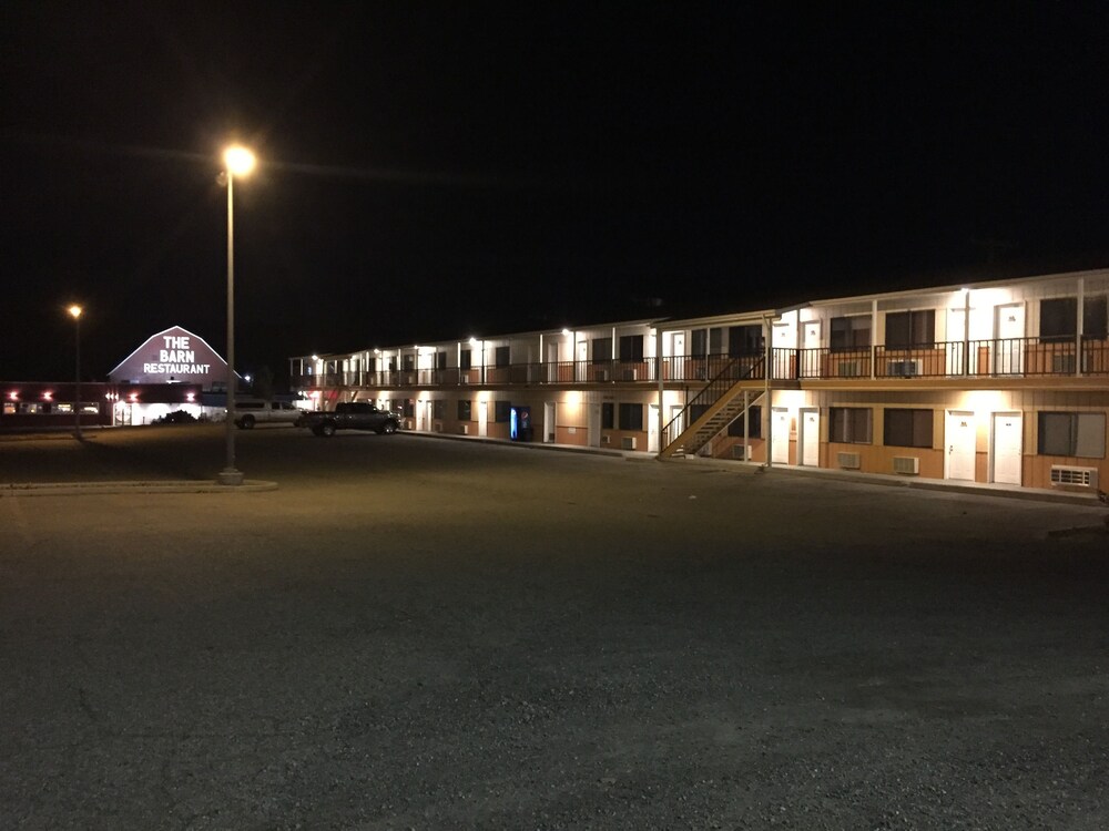 Super 8 by Wyndham Prosser - photo 19