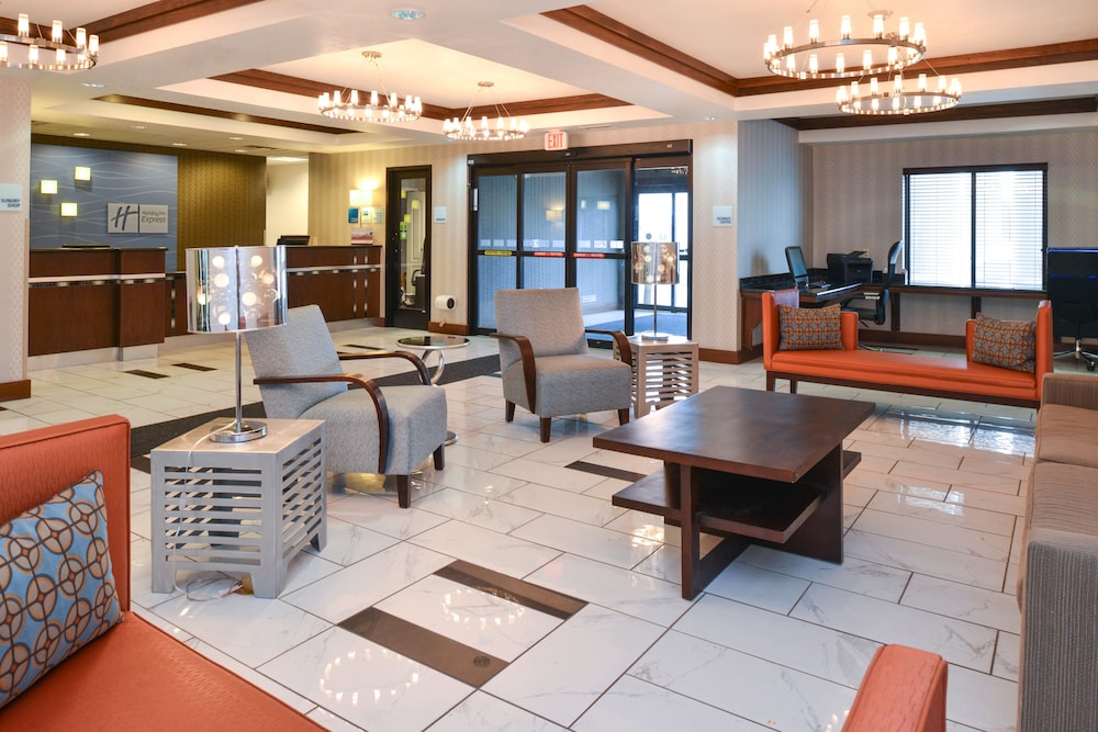 Holiday Inn Express & Suites Greenfield by IHG - photo 46