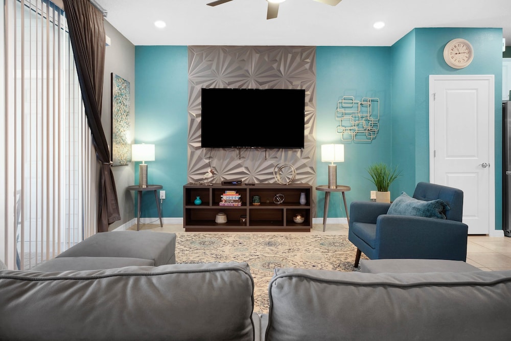 3725pcl windsor Island Resort 5 Bedroom Townhouse by RedAwning - photo 17