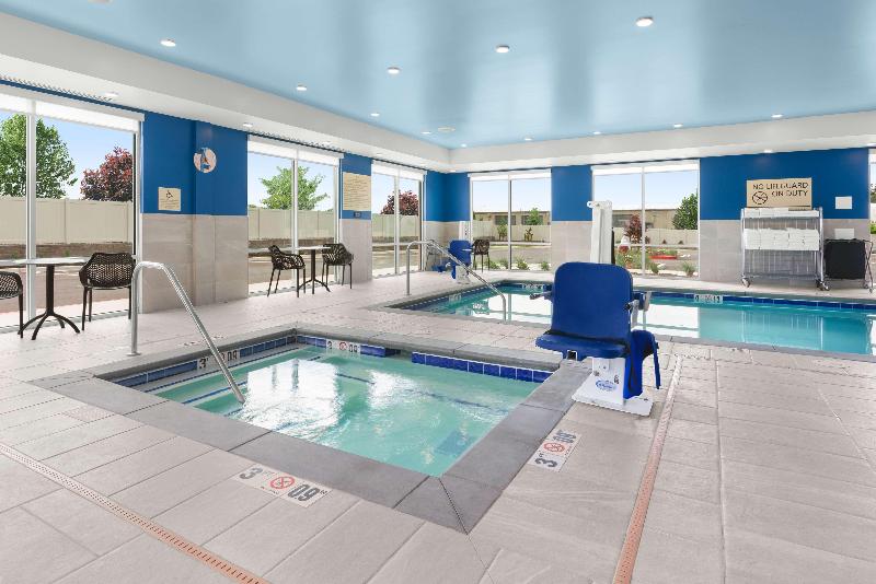 Hampton Inn Bellingham Airport - photo 26