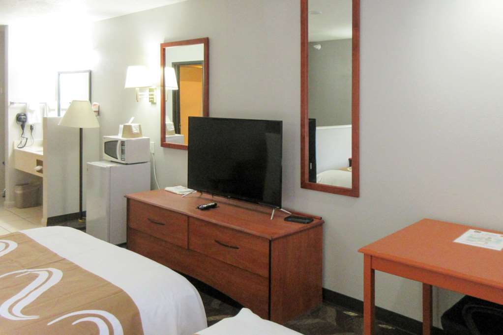 Rodeway Inn Salina - photo 23