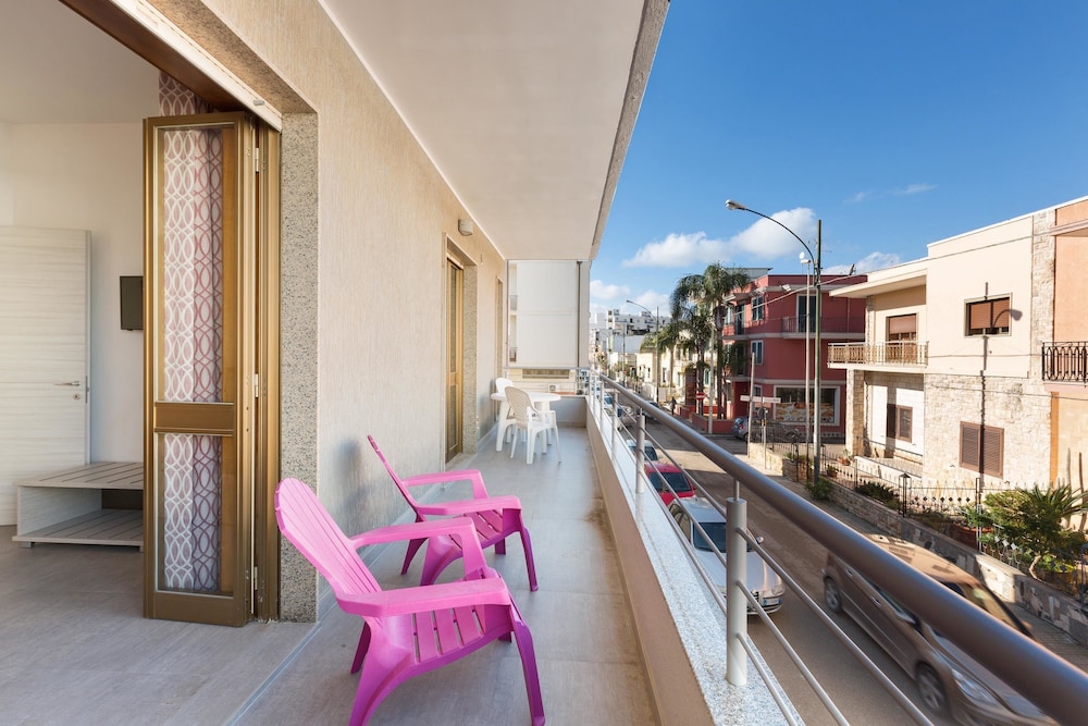 Versomare by BarbarHouse — 4-Star Luxury Hotel in Porto Cesareo, Italy