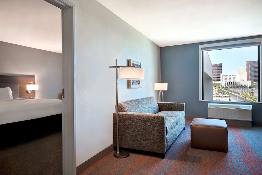 Home2 Suites by Hilton Las Vegas Convention Center - photo 18
